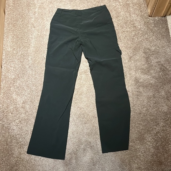 Used Ricki’s green dress pants with pockets - Picture 5 of 5